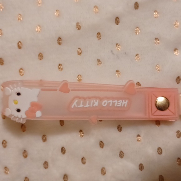 Hello Kitty Keychain - Picture 3 of 4